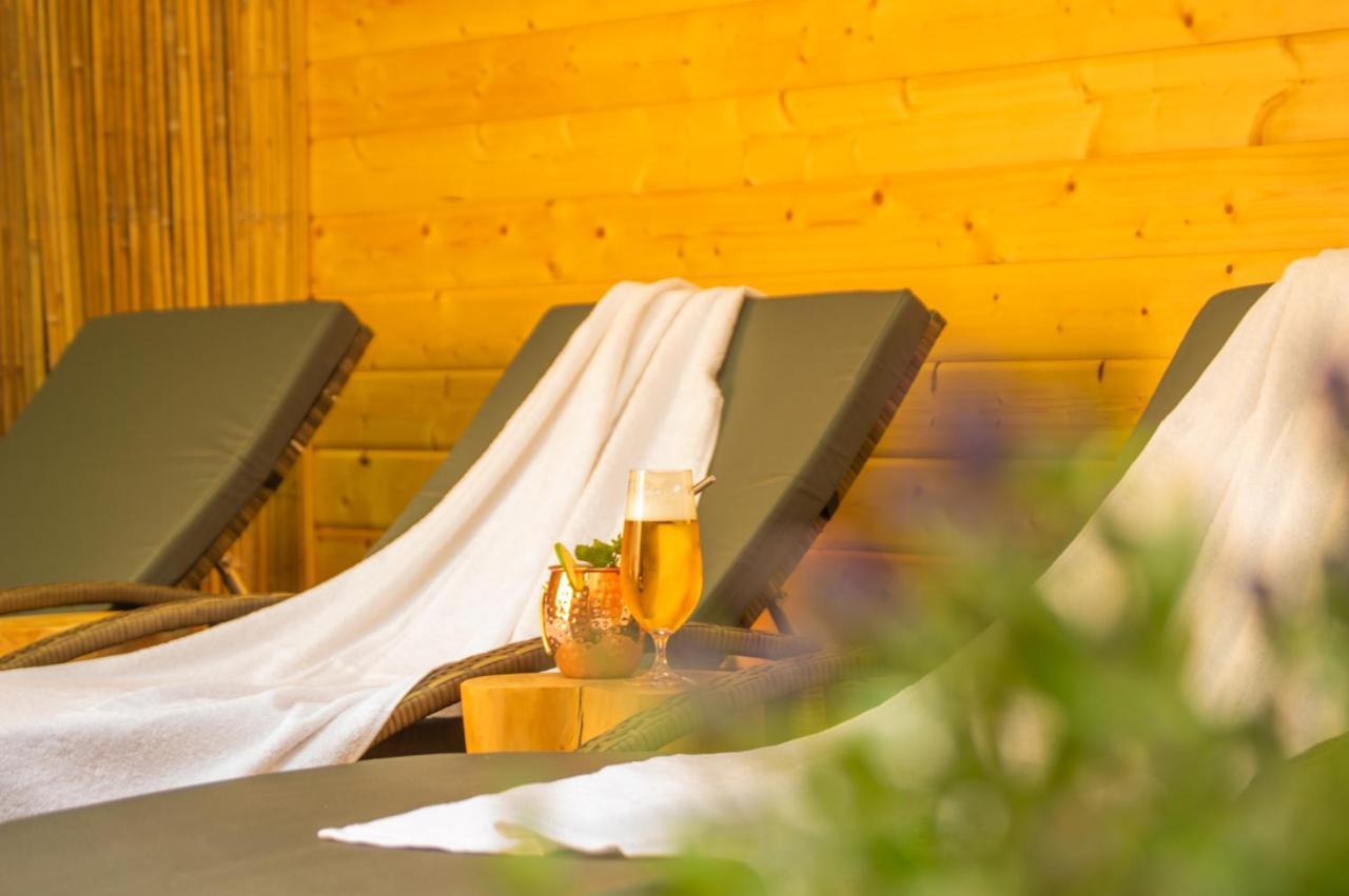 Wellnessoase Mitten In Der Wasserfallstadt Triberg Apartment *